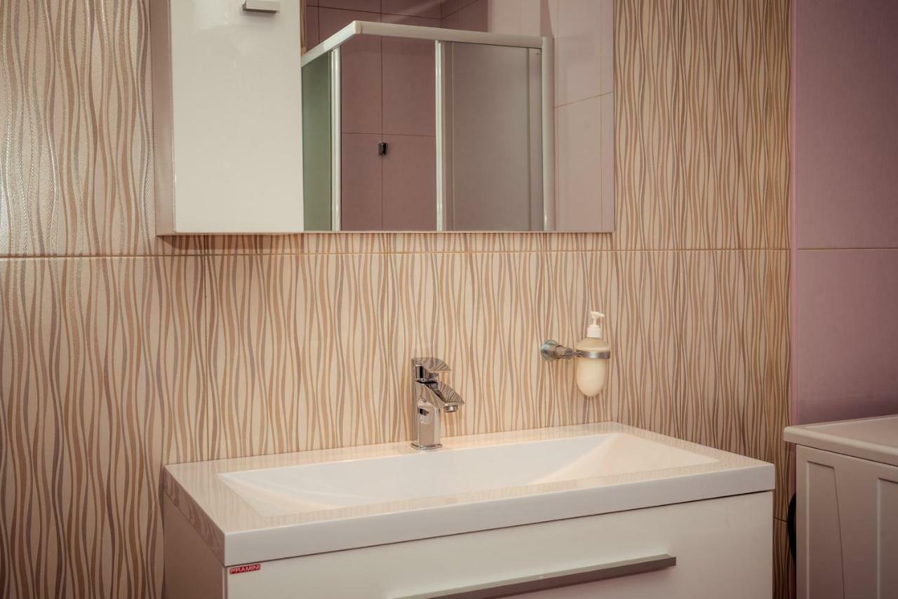 Apartmani Gelo Клек Екстер'єр фото